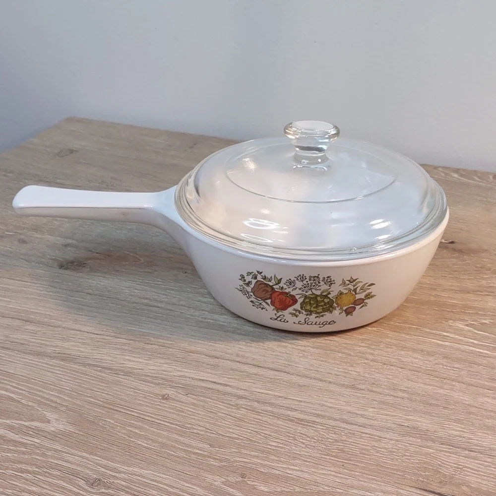 Corning Ware P-81-B La Sauge Covered 1  Pint Sauce Dish Vintage Spice O'  Life